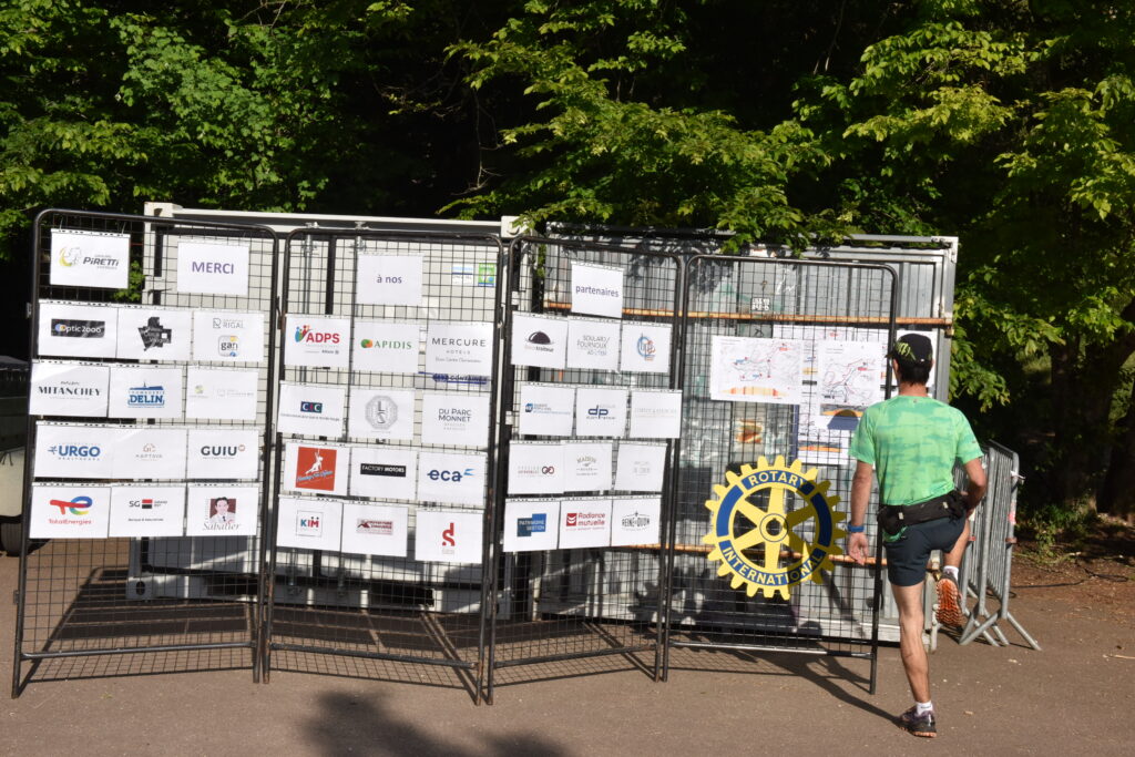 🎭👟 Un week-end haut en couleurs pour le Cabinet du Parc - Monnet | Avocats associés !